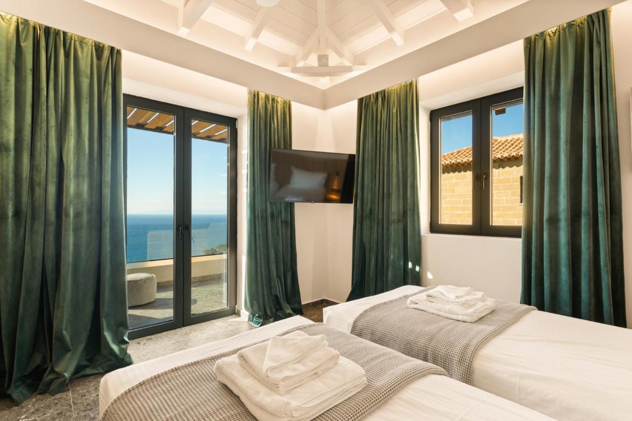 Villa Mani Theasis Stoúpa Esterno foto